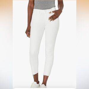 PAIGE Crisp White Skyline Skinny Ankle Jeans